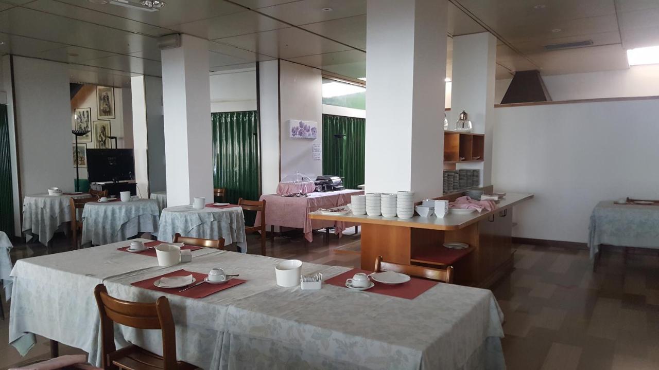 Hotel Cristallo อูดิเน ภายนอก รูปภาพ