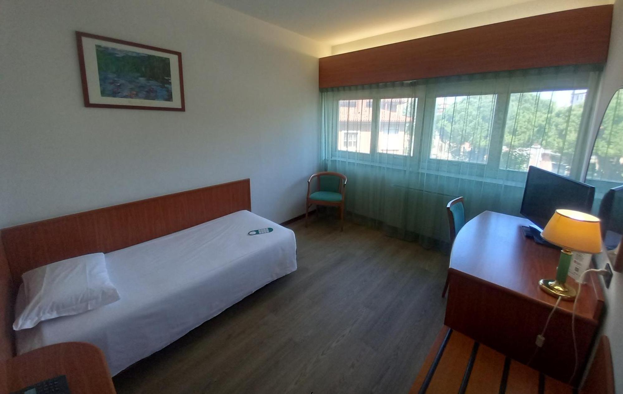 Hotel Cristallo อูดิเน ภายนอก รูปภาพ